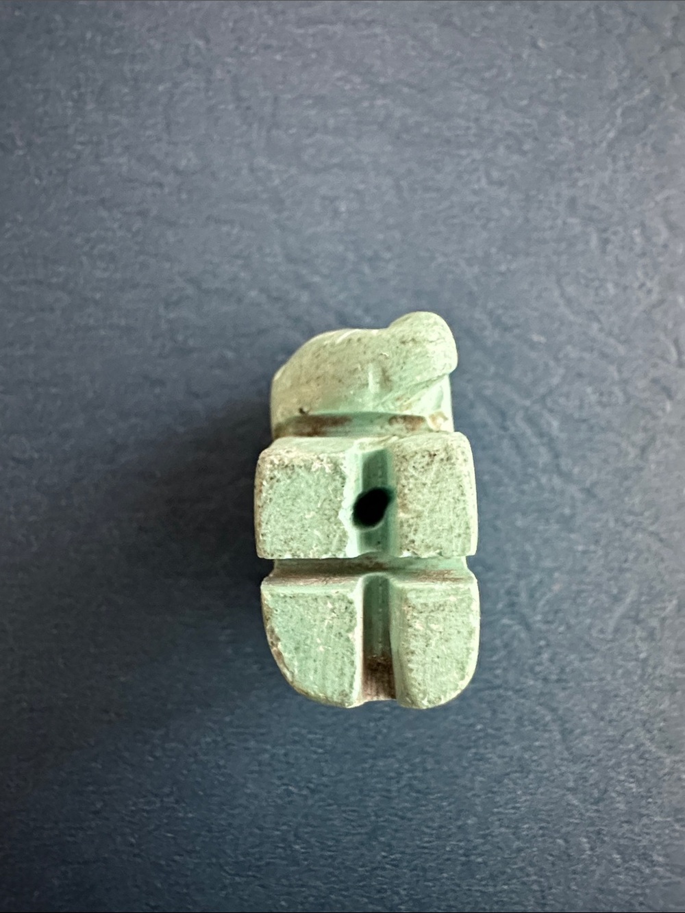 Rare Vintage Carved Turquoise Elephant bead B - Picture 4 of 7